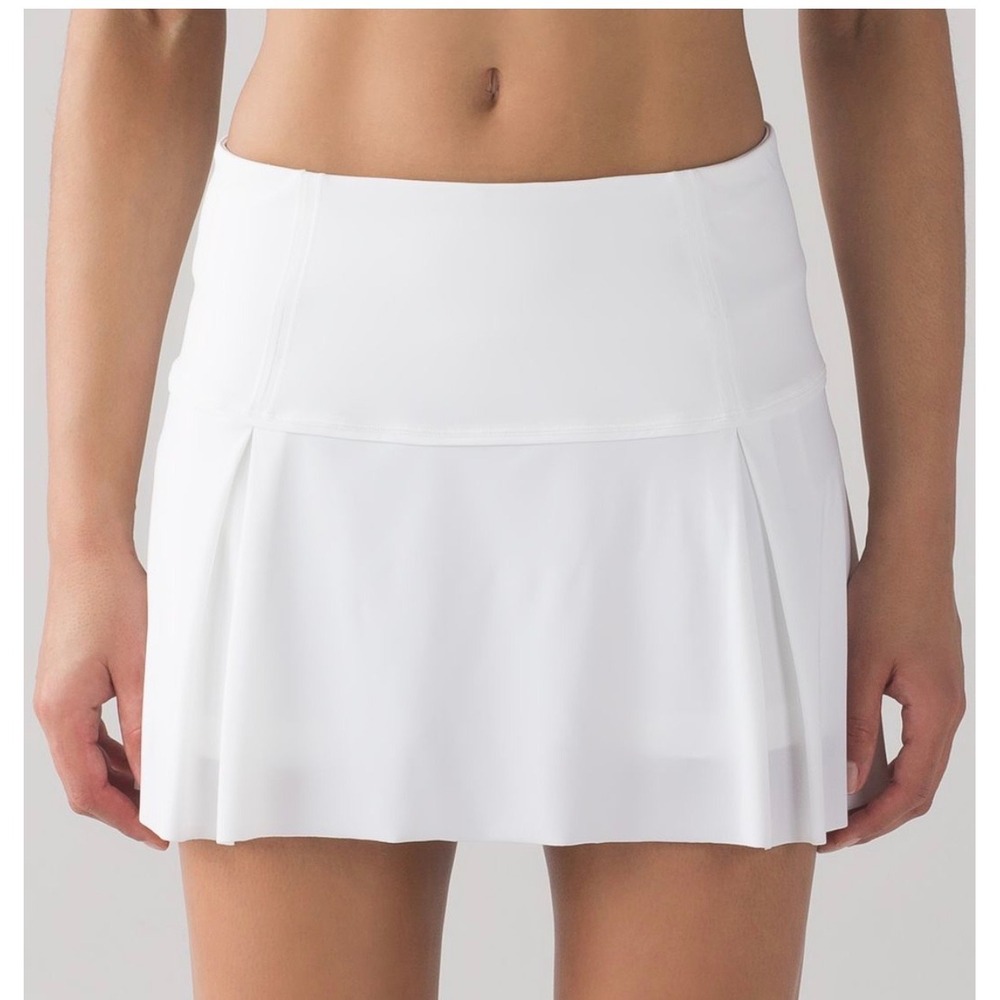 Lululemon Pace Setter Skirt White Pleated Running Tennis Skort Size 6